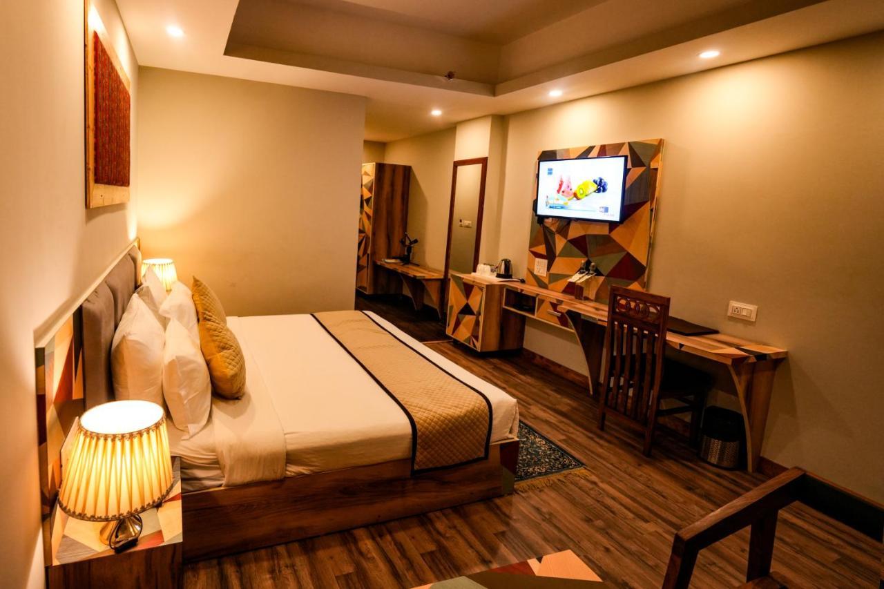 Hotel Square One By D'Polo Dharamshala Exterior photo